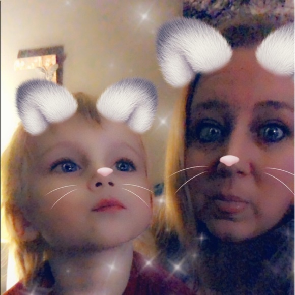 Meet your Posher, Erin - Picture 2 of 3